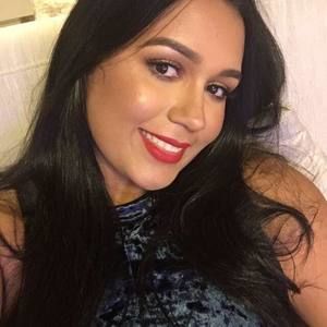 Meet your Posher, Daniela